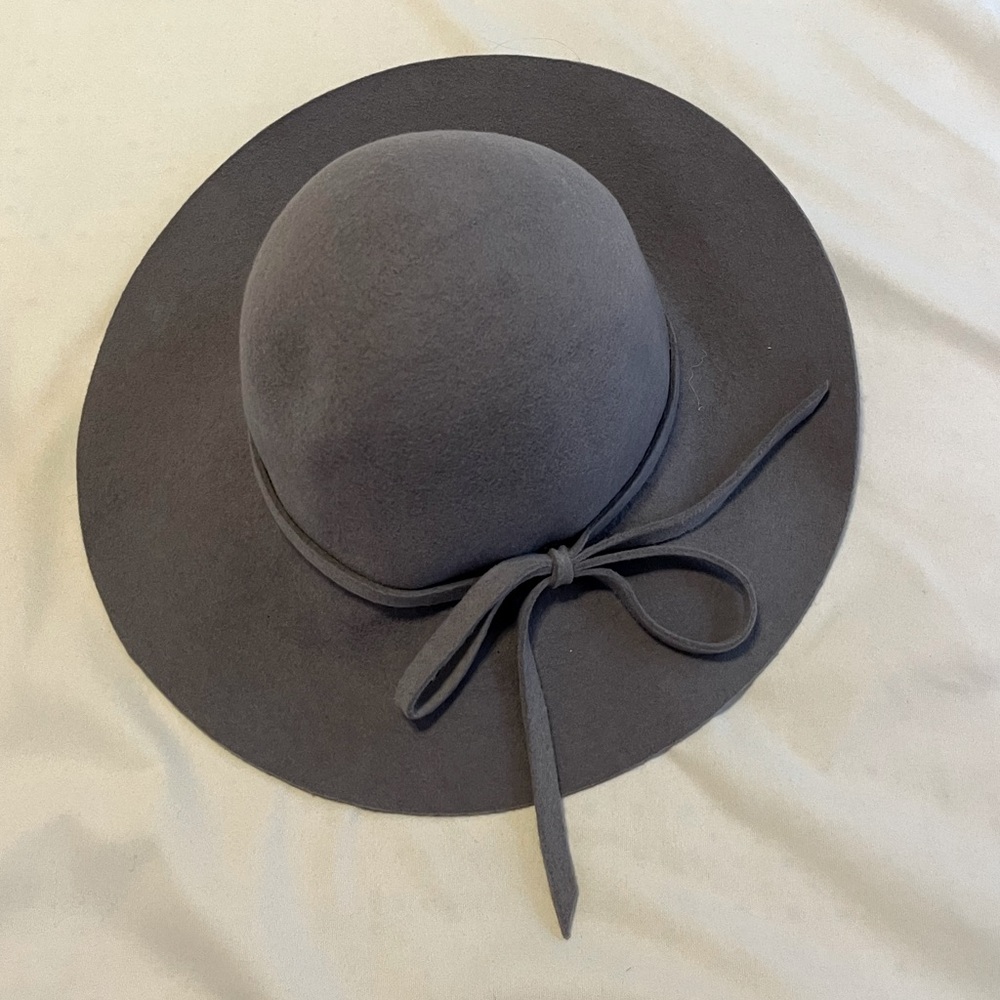 Sensi Studio gray floppy felt hat